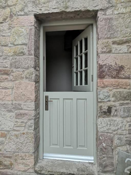 Converted Cattle Barn Overlooking Strangford Lough Newtownards Exteriér fotografie